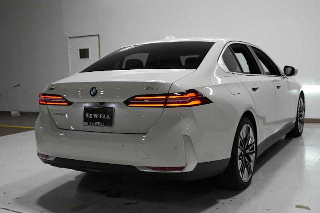 2024 BMW 530i xDrive Vehicle Photo in GRAPEVINE, TX 76051