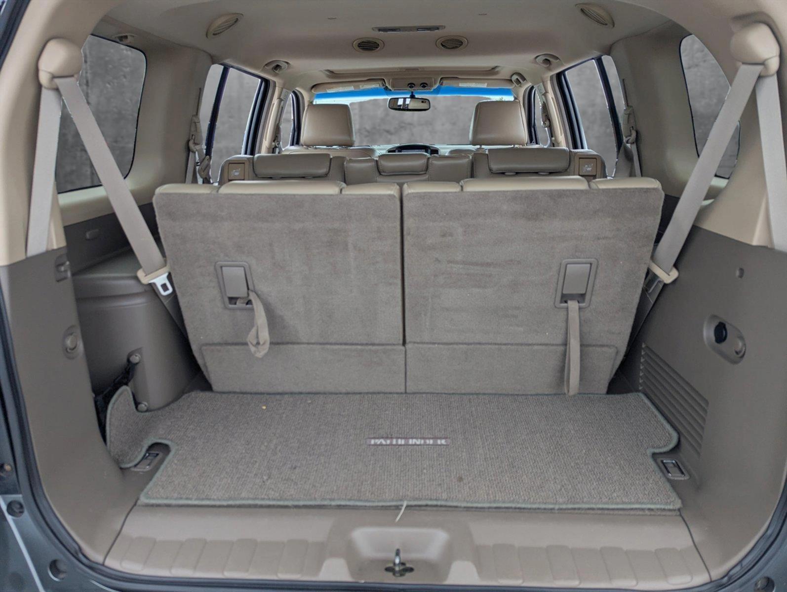 2008 Nissan Pathfinder Vehicle Photo in Ft. Myers, FL 33907
