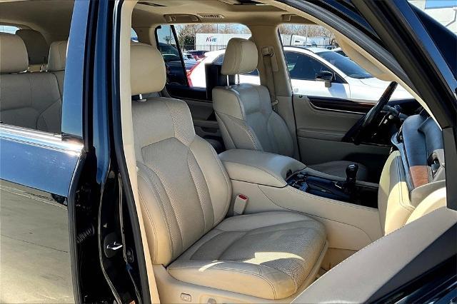 2018 Lexus LX 570 Vehicle Photo in San Antonio, TX 78230