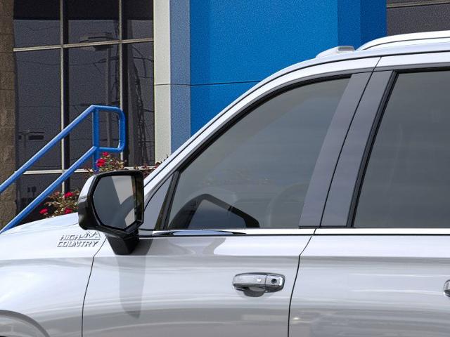 2025 Chevrolet Suburban Vehicle Photo in GEORGETOWN, TX 78626-7508