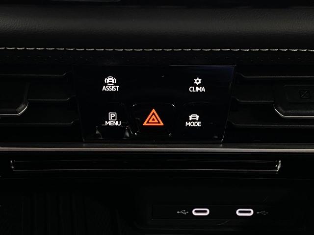 2025 Volkswagen Atlas Vehicle Photo in Appleton, WI 54913