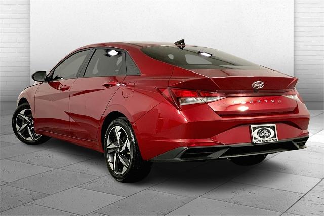 2023 Hyundai ELANTRA Vehicle Photo in Lees Summit, MO 64086