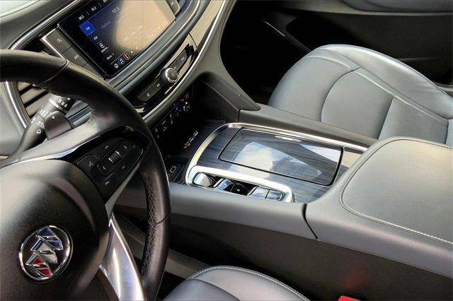 2024 Buick Enclave Vehicle Photo in TOPEKA, KS 66609-0000