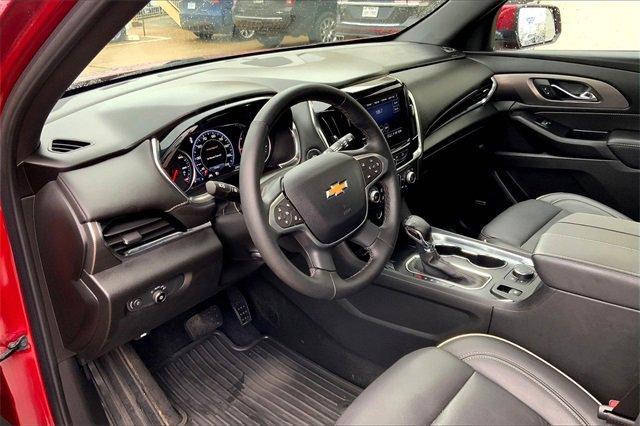 2023 Chevrolet Traverse Vehicle Photo in TOPEKA, KS 66609-0000