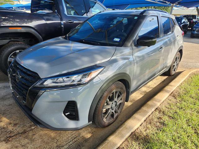2022 Nissan Kicks Vehicle Photo in DENTON, TX 76210-9321