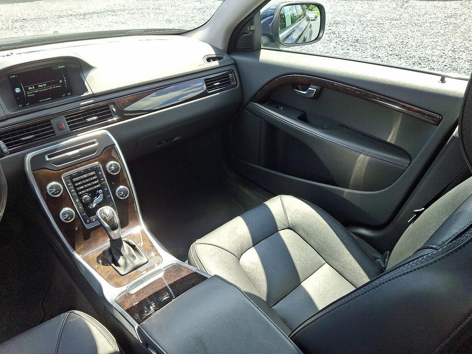 2016 Volvo XC70 Vehicle Photo in Harrisburg, PA 17111