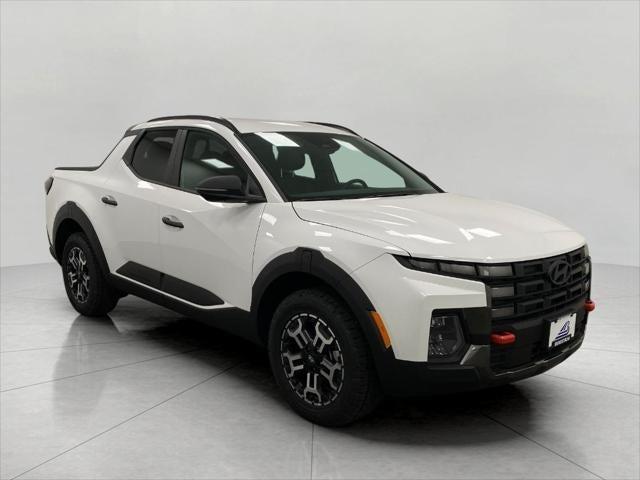 2025 Hyundai SANTA CRUZ Vehicle Photo in Neenah, WI 54956