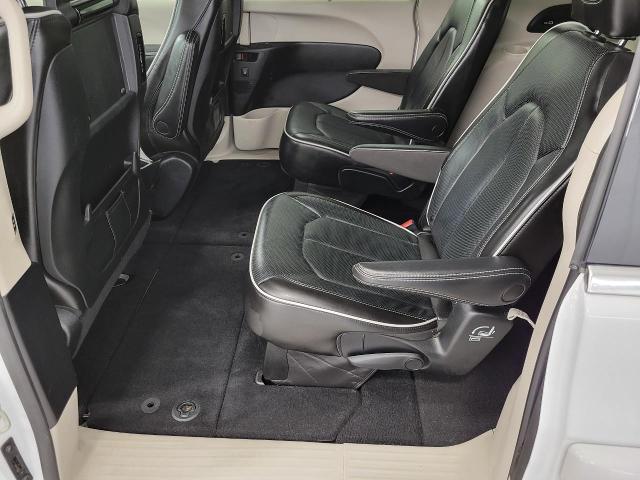2023 Chrysler Pacifica Vehicle Photo in NEENAH, WI 54956-2243