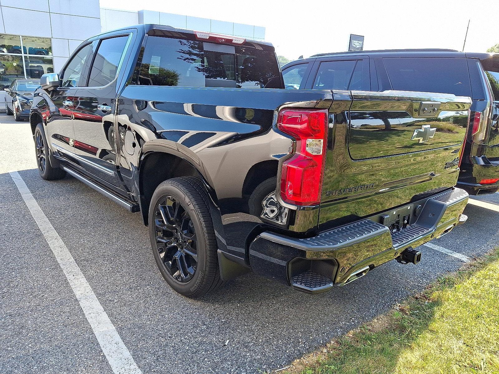 2023 Chevrolet Silverado 1500 Vehicle Photo in BETHLEHEM, PA 18017-9401