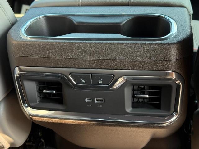 2025 Chevrolet Silverado 1500 Vehicle Photo in COLUMBIA, MO 65203-3903