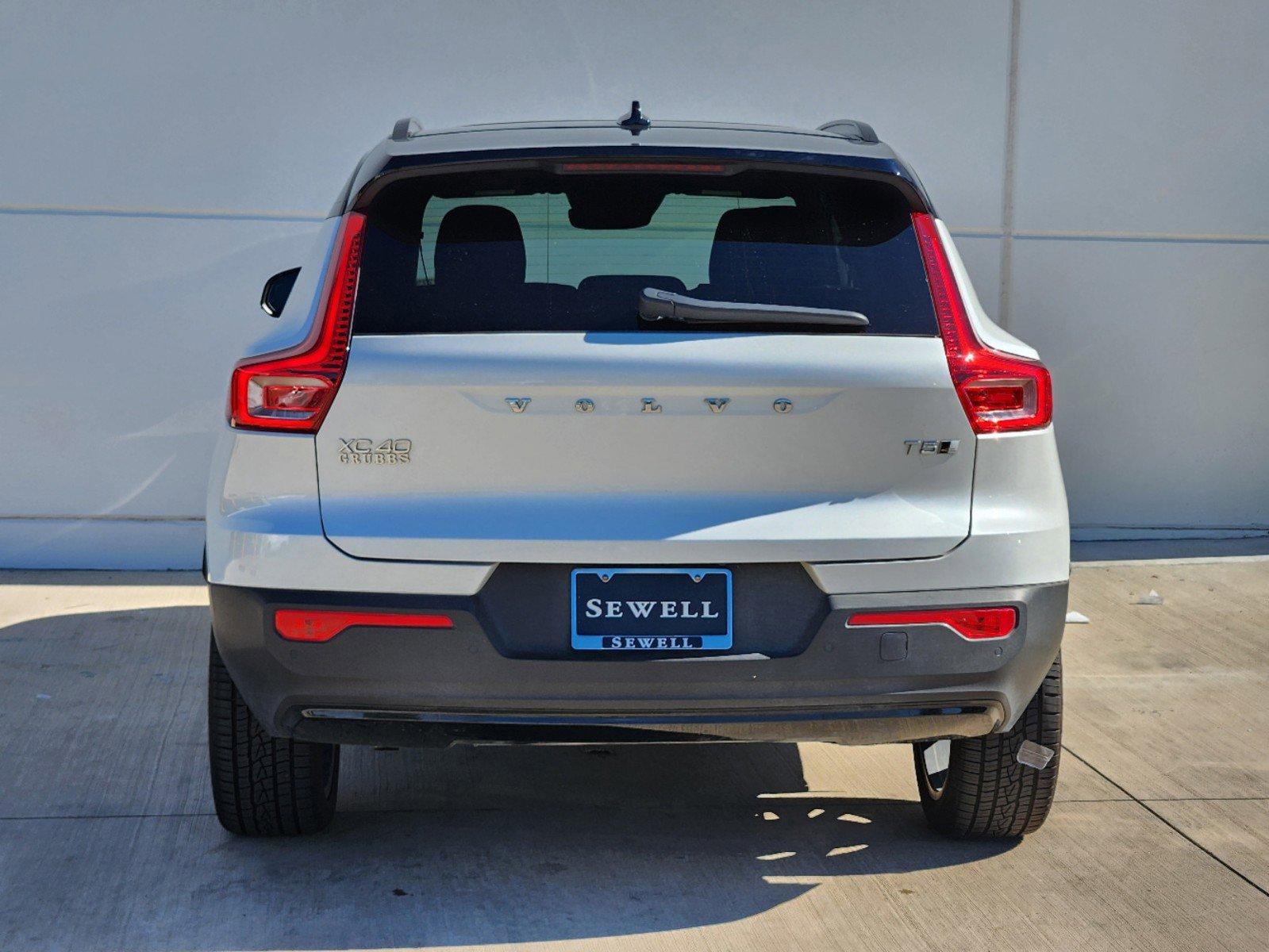 2021 Volvo XC40 Vehicle Photo in PLANO, TX 75024