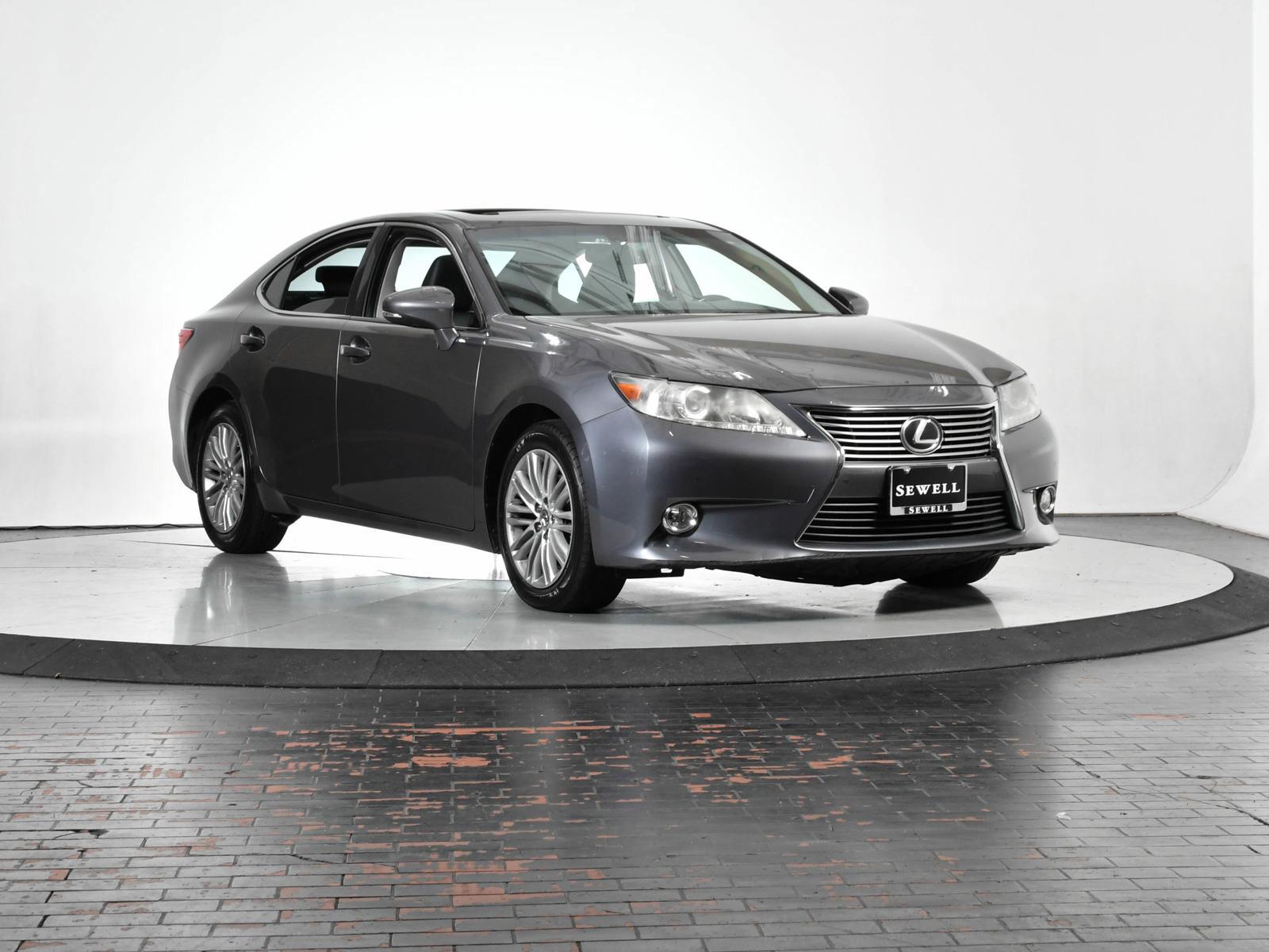 2013 Lexus ES 350 Vehicle Photo in DALLAS, TX 75235