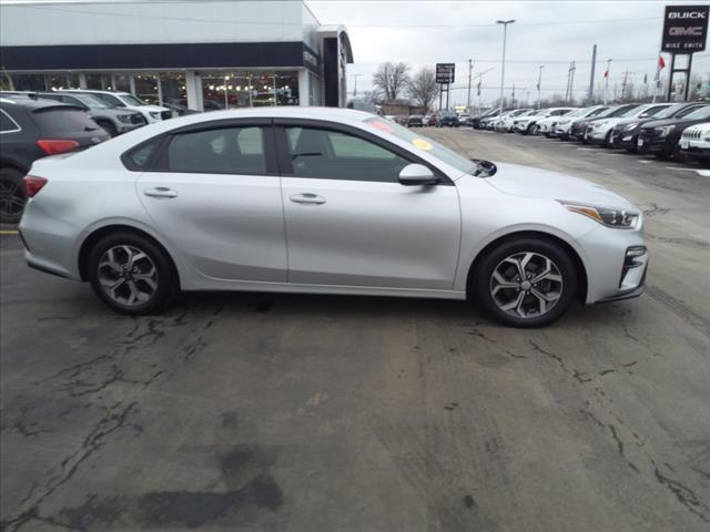 Used 2019 Kia FORTE LXS with VIN 3KPF24AD5KE083299 for sale in Lockport, NY