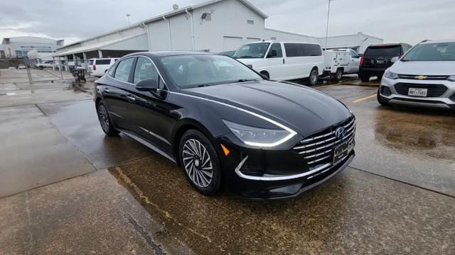 2021 Hyundai SONATA Hybrid Vehicle Photo in HOUSTON, TX 77054-4802