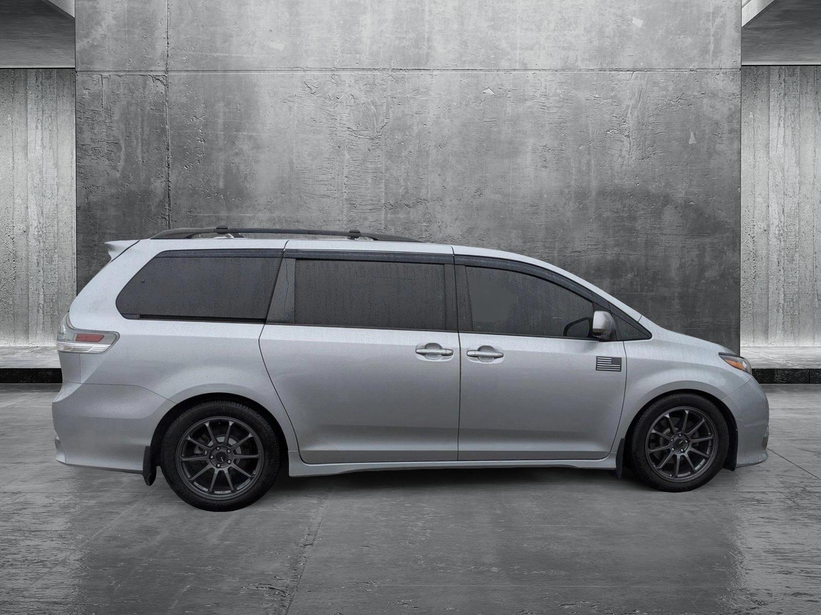 2015 Toyota Sienna Vehicle Photo in Miami, FL 33015