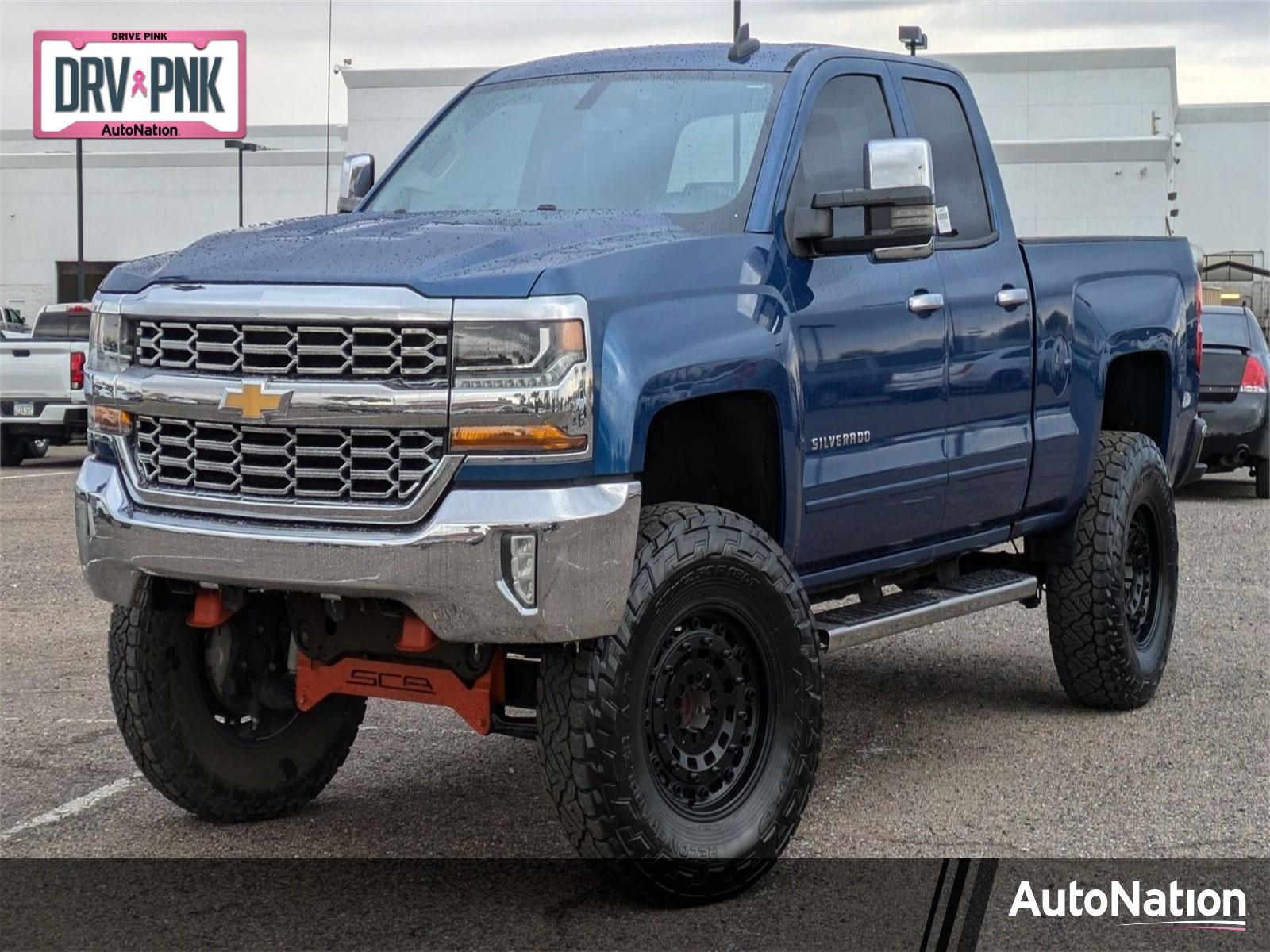 2017 Chevrolet Silverado 1500 Vehicle Photo in PEORIA, AZ 85382-3715