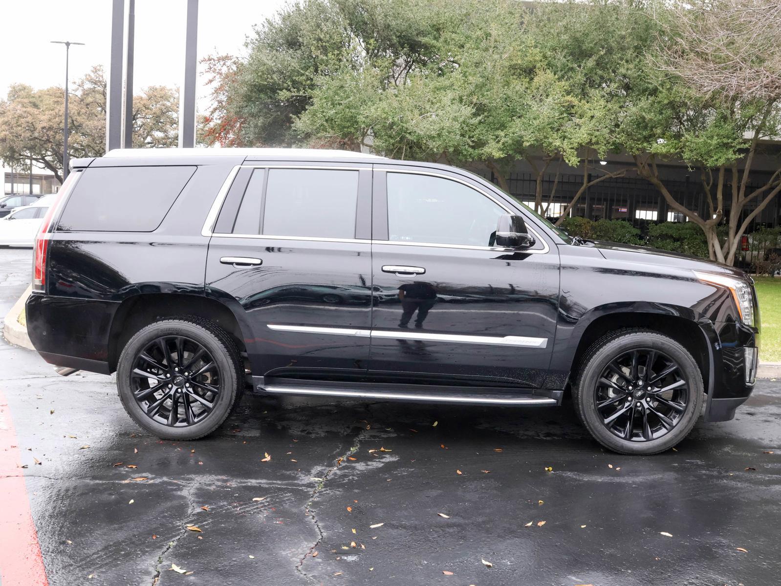 2018 Cadillac Escalade Vehicle Photo in DALLAS, TX 75209-3095