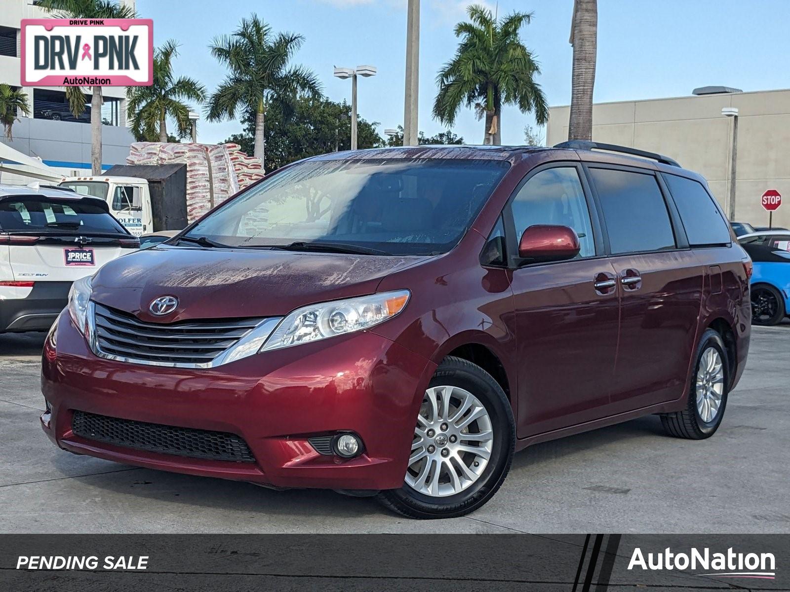 2015 Toyota Sienna Vehicle Photo in MIAMI, FL 33172-3015