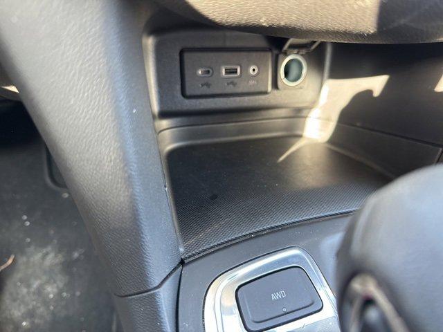 2024 Chevrolet Equinox Vehicle Photo in SAUK CITY, WI 53583-1301