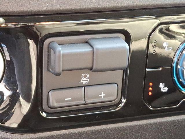 2024 GMC Sierra 1500 Vehicle Photo in WATERTOWN, CT 06795-3318