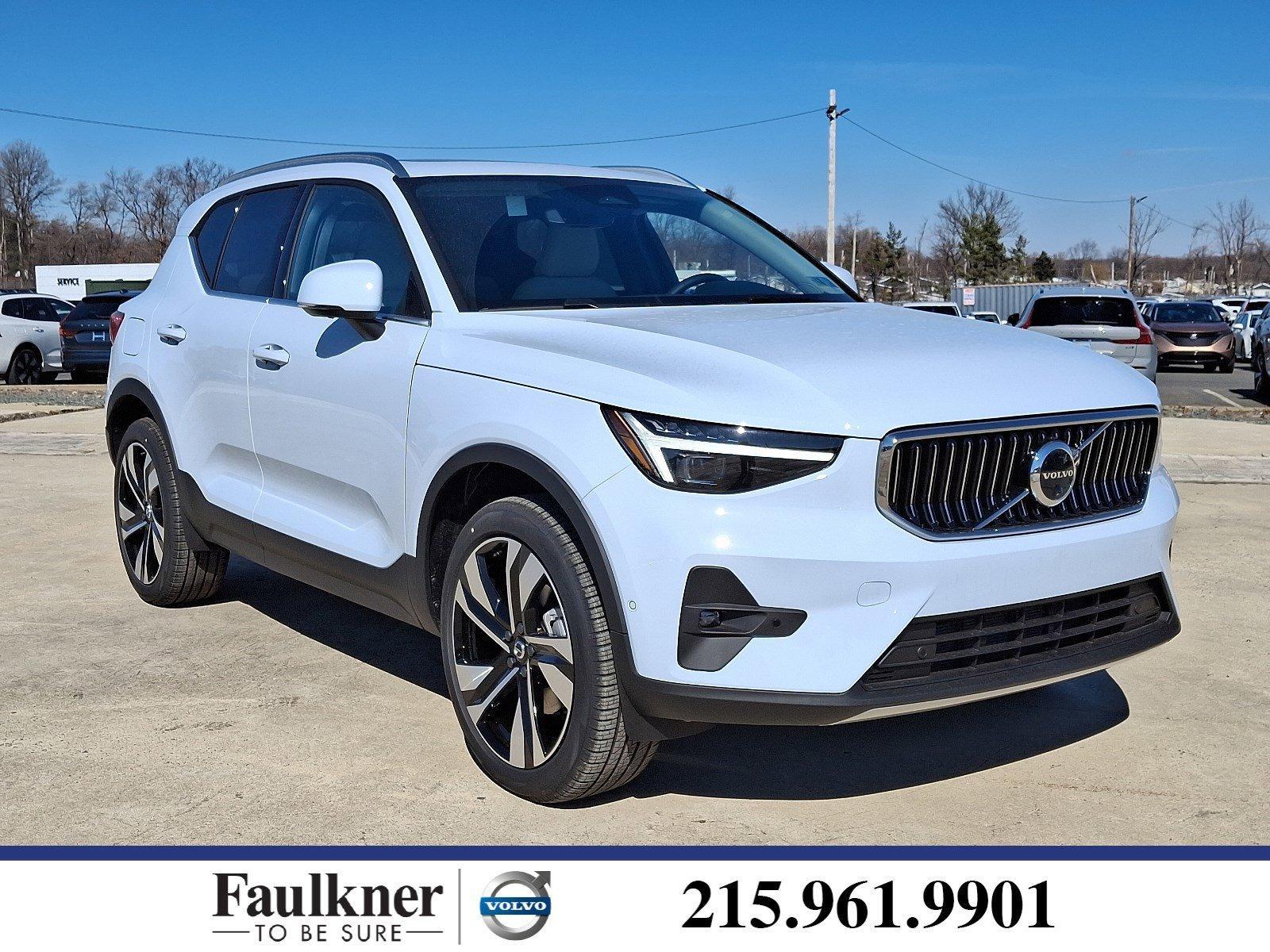 2025 Volvo XC40 Vehicle Photo in Trevose, PA 19053