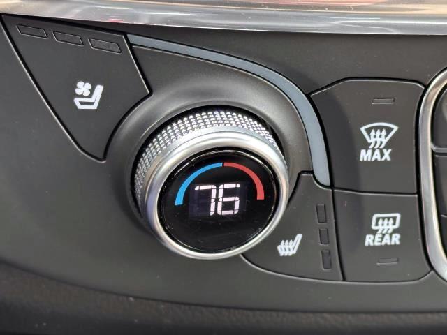 2022 Chevrolet Traverse Vehicle Photo in Roslyn, NY 11576