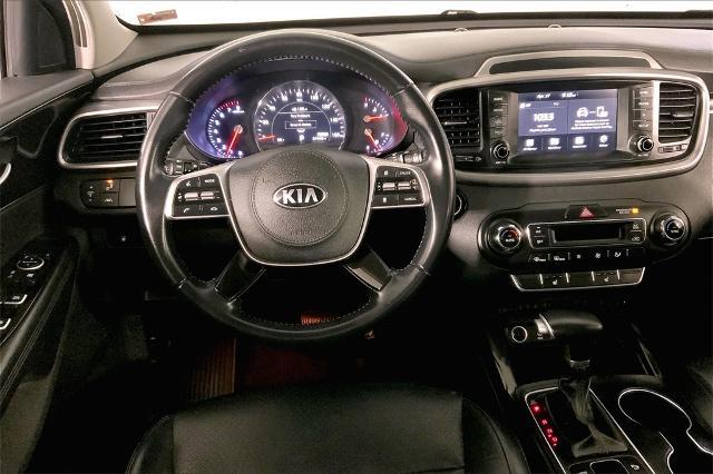 2020 Kia Sorento Vehicle Photo in Lees Summit, MO 64086