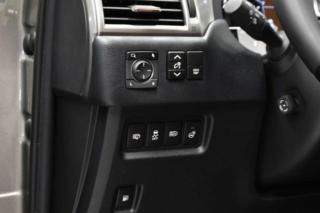 2023 Lexus GX 460 Vehicle Photo in DALLAS, TX 75235