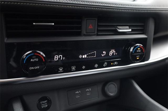 2025 Nissan Rogue Vehicle Photo in Hazelwood, MO 63042
