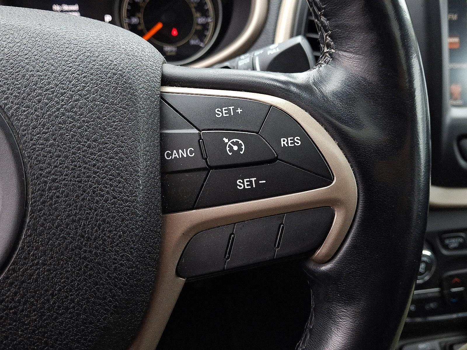2015 Jeep Cherokee Vehicle Photo in Mechanicsburg, PA 17050-2306