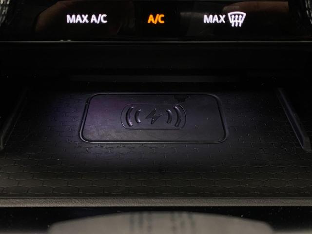 2025 Jaguar F-PACE Vehicle Photo in Appleton, WI 54913