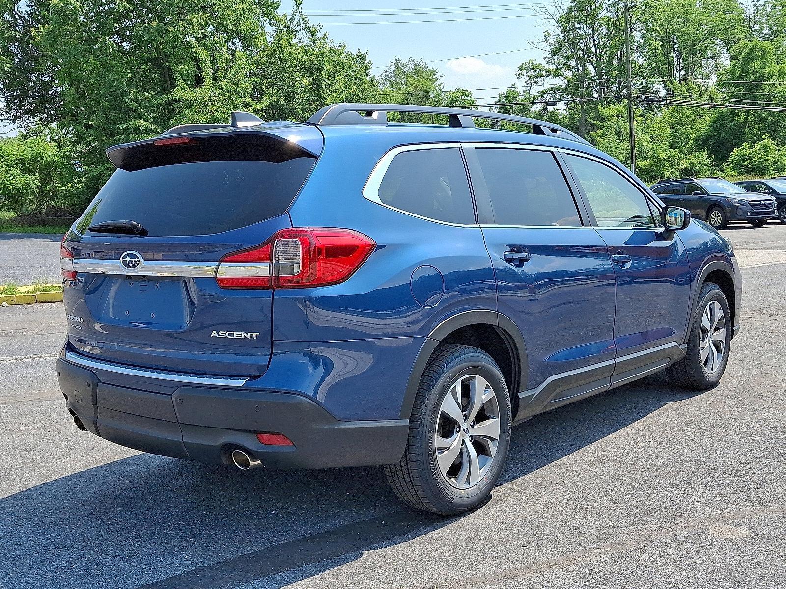 2022 Subaru Ascent Vehicle Photo in Harrisburg, PA 17111