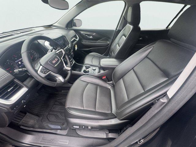 2024 GMC Terrain Vehicle Photo in LEOMINSTER, MA 01453-2952
