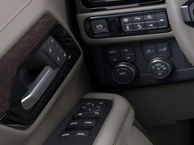2025 GMC Yukon XL Vehicle Photo in APPLETON, WI 54914-8833