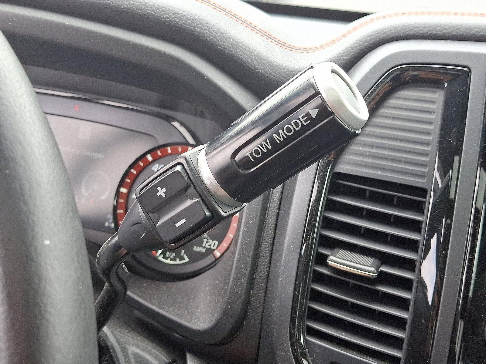 2023 Nissan Titan Vehicle Photo in Mechanicsburg, PA 17050-2306