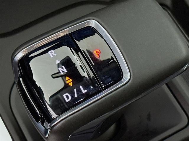 2025 GMC Sierra 1500 Vehicle Photo in PUYALLUP, WA 98371-4149