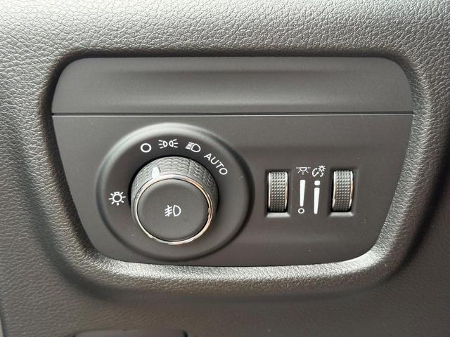 2023 Jeep Grand Cherokee L Vehicle Photo in COLUMBIA, MO 65203-3903