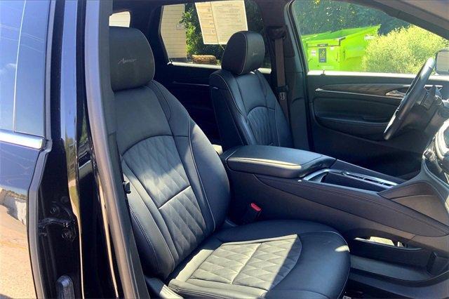2024 Buick Enclave Vehicle Photo in KANSAS CITY, MO 64114-4545