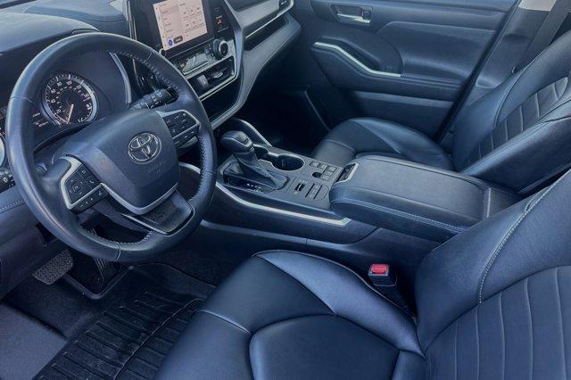 2023 Toyota Highlander Vehicle Photo in BOISE, ID 83705-3761