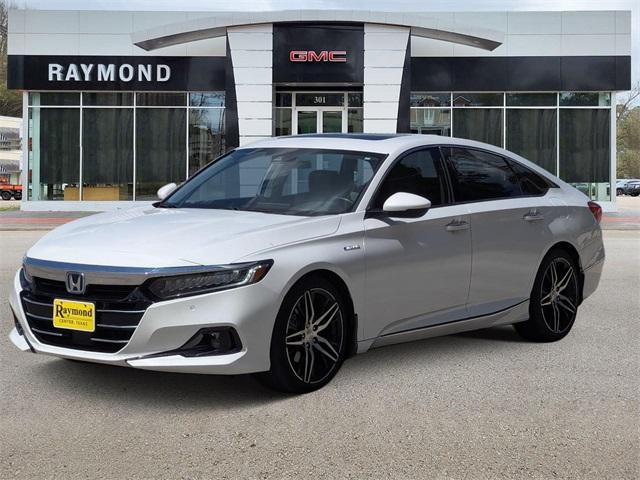 Used 2022 Honda Accord Hybrid Touring with VIN 1HGCV3F9XNA008695 for sale in Center, TX