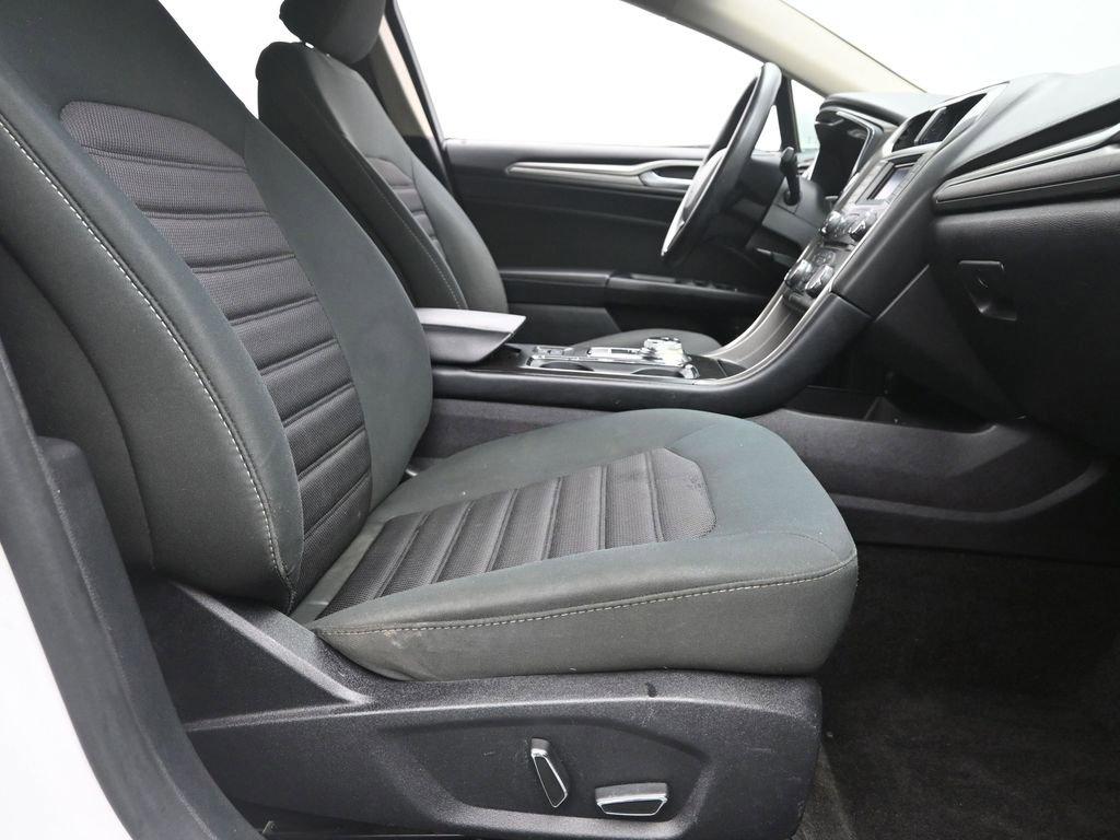 2018 Ford Fusion Hybrid Vehicle Photo in Cedar Rapids, IA 52402