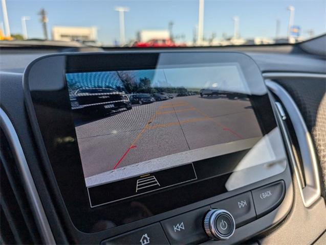 2025 Chevrolet Malibu Vehicle Photo in ENGLEWOOD, CO 80113-6708