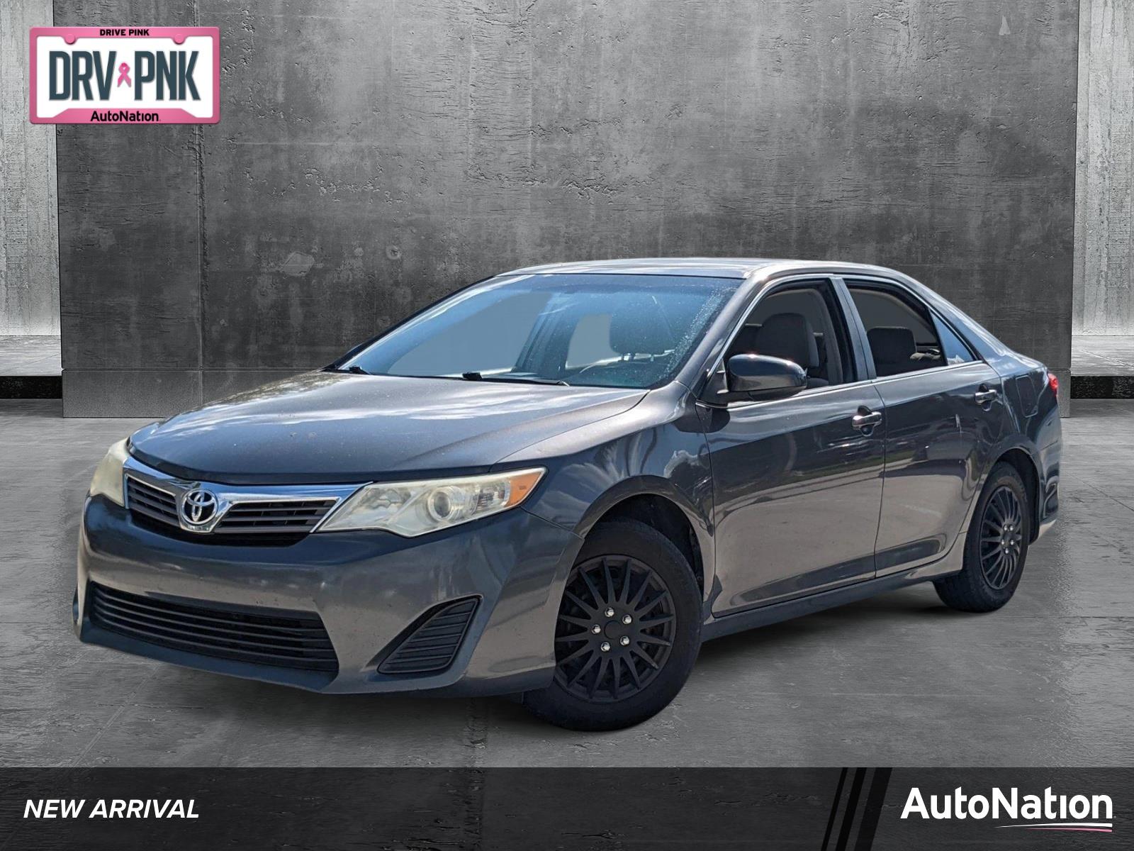 2014 Toyota Camry Vehicle Photo in Davie, FL 33331