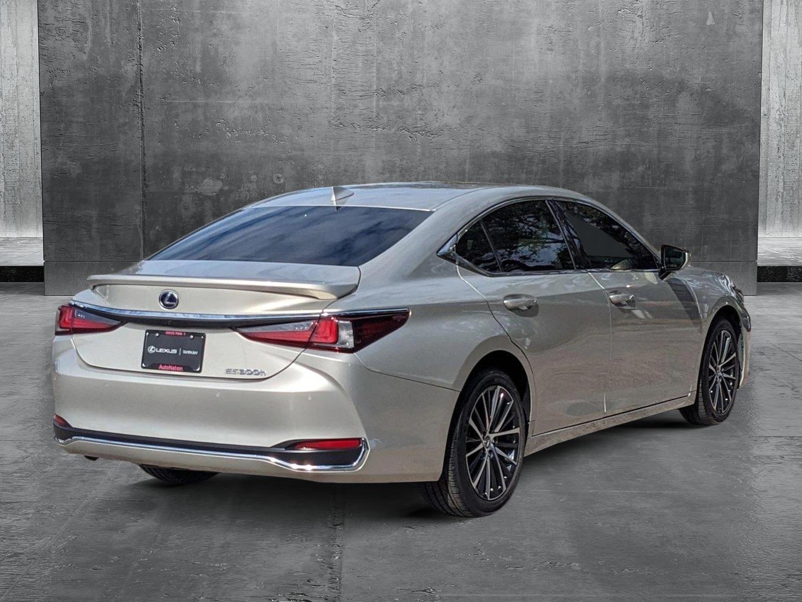 2022 Lexus ES 300h Vehicle Photo in Tampa, FL 33614