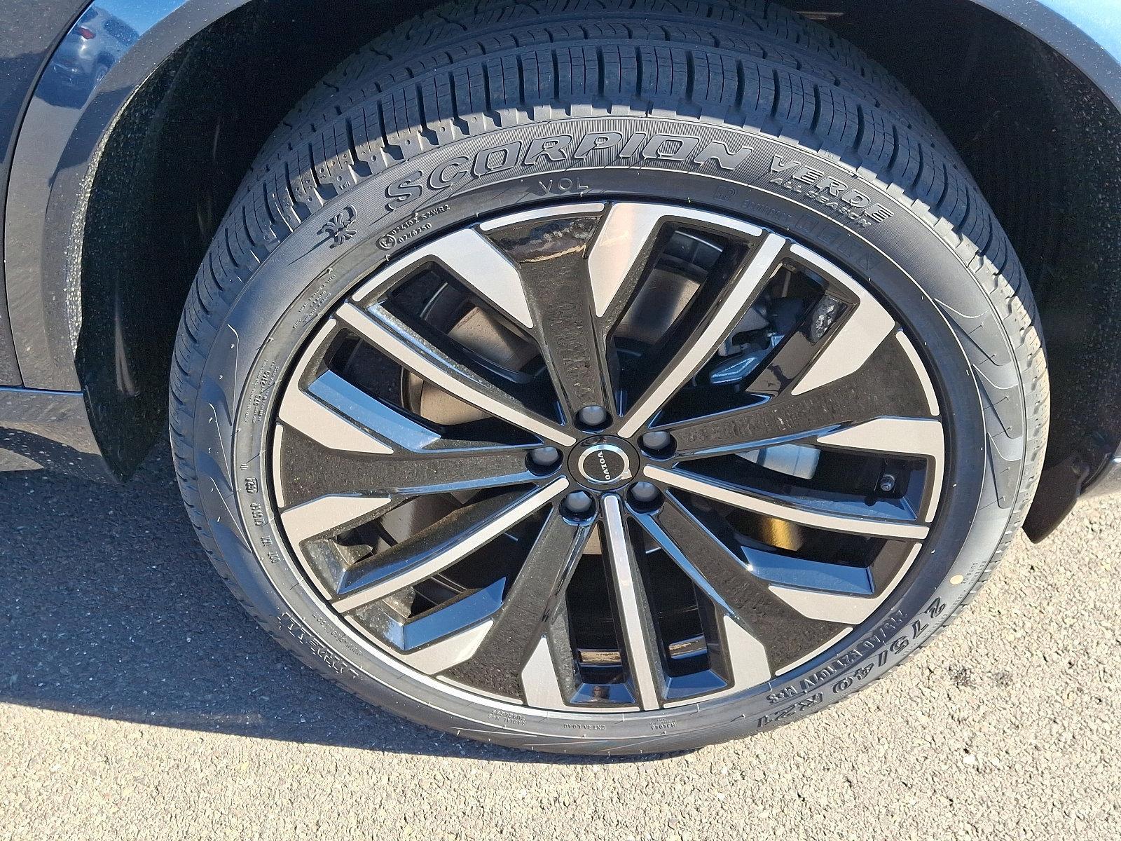 2025 Volvo XC90 Vehicle Photo in Trevose, PA 19053