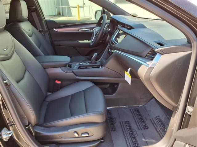 2025 Cadillac XT5 Vehicle Photo in TAMPA, FL 33612-3404