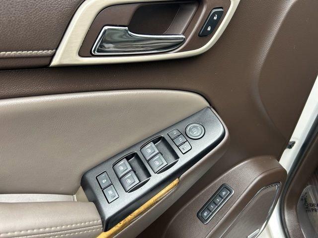 2017 GMC Yukon Vehicle Photo in MEDINA, OH 44256-9631