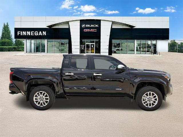 2024 Toyota Tacoma 4WD Vehicle Photo in ROSENBERG, TX 77471-5675