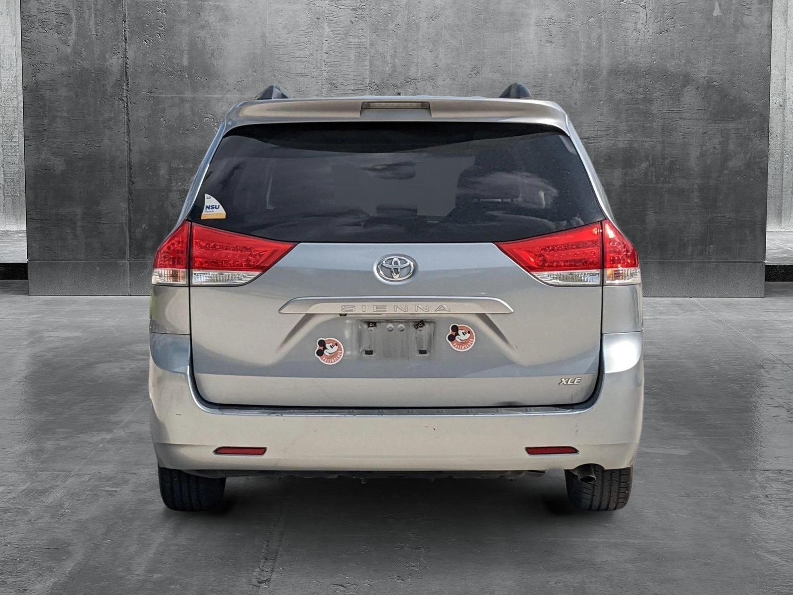 2011 Toyota Sienna Vehicle Photo in Davie, FL 33331