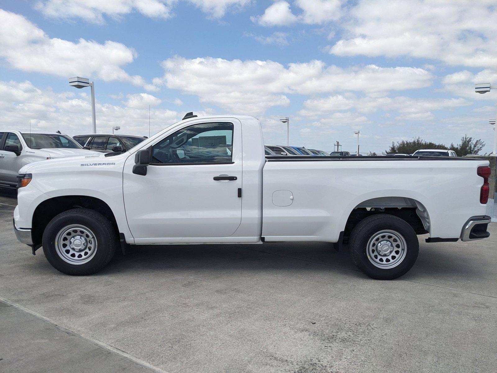 2025 Chevrolet Silverado 1500 Vehicle Photo in MIAMI, FL 33172-3015